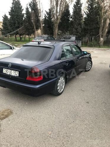 Mercedes C 220 1998, 230,000 km - 2.2 l - Bakı