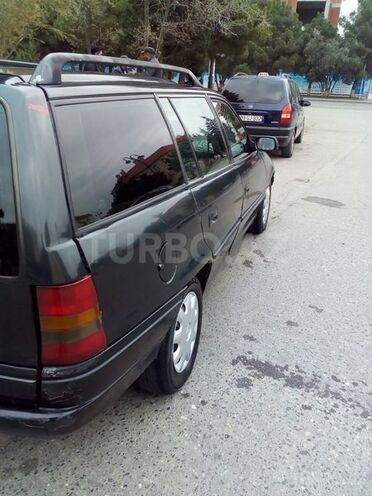 Opel Astra 1996, 232,000 km - 1.6 л - Sumqayıt