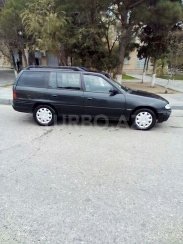Opel Astra 1996, 232,000 km - 1.6 л - Sumqayıt