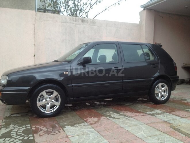 Volkswagen Golf 1995, 195,000 km - 1.9 l - Bakı