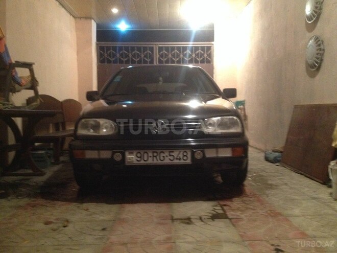 Volkswagen Golf 1995, 195,000 km - 1.9 l - Bakı