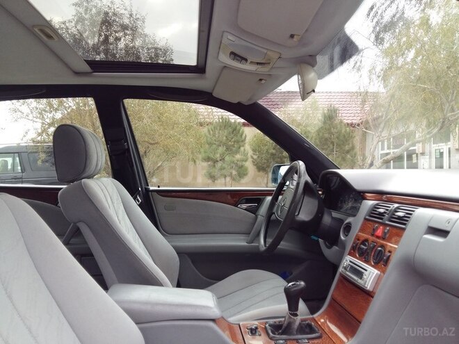 Mercedes E 200 1998, 280,344 km - 2.0 l - Bakı