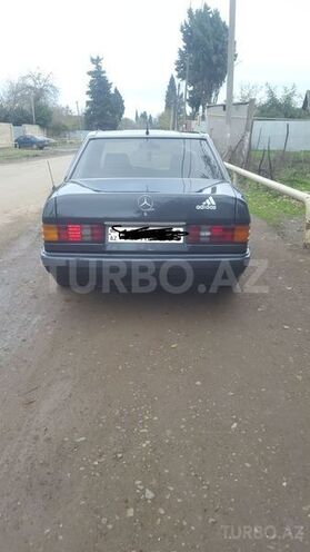 Mercedes 190 1990, 35,468 km - 2.3 l - Cəlilabad