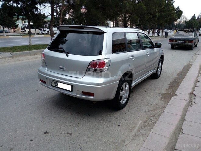 Mitsubishi Airtrek 2003, 160,000 km - 2.4 л - Sumqayıt