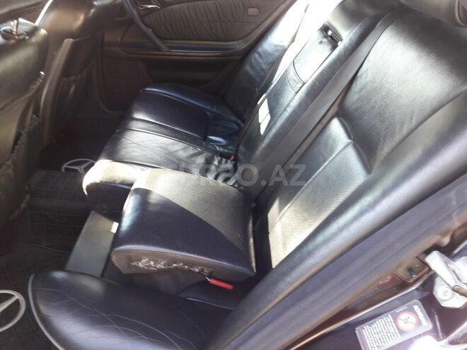 Mercedes E 270 2001, 280,000 km - 2.7 l - Bakı