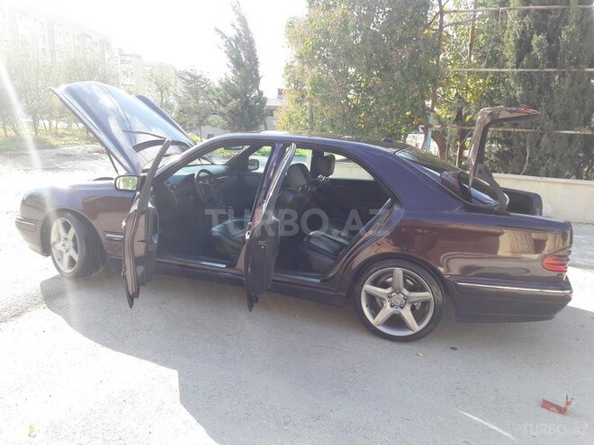 Mercedes E 270 2001, 280,000 km - 2.7 l - Bakı