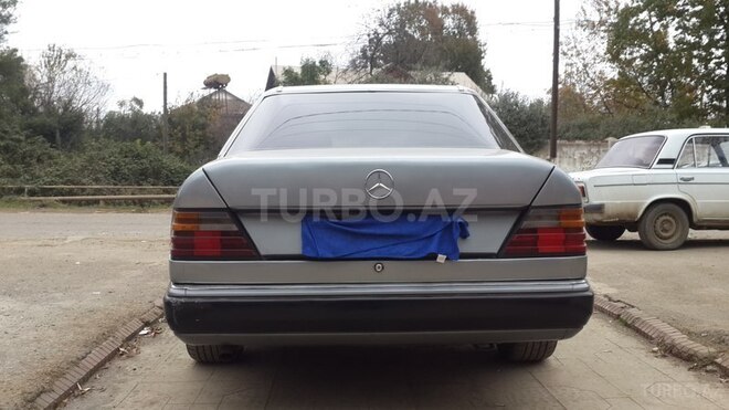 Mercedes E 230 1990, 450,000 km - 2.3 l - Lənkəran