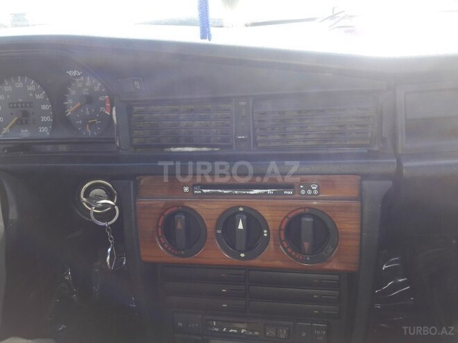 Mercedes 190 1992, 412,000 km - 2.0 l - Ağcabədi