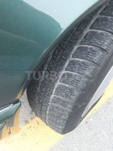Mercedes E 220 1993, 310,000 km - 2.2 l - İsmayıllı
