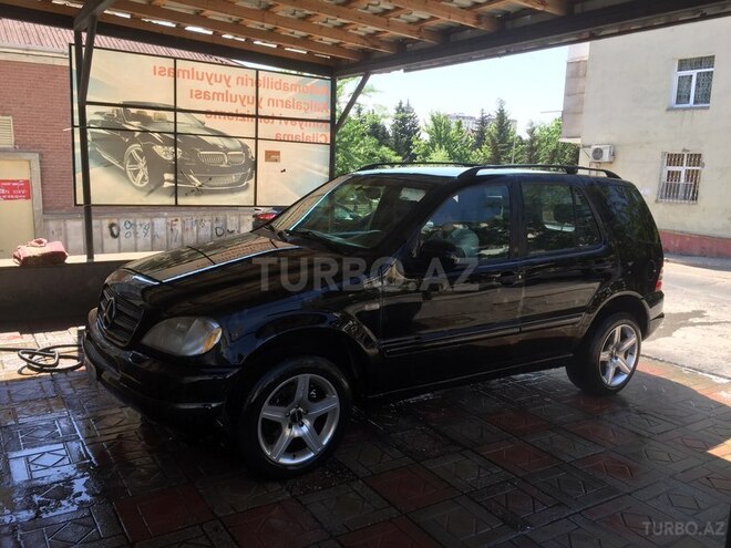 Mercedes ML 320 1999, 208,000 km - 3.2 l - Bakı