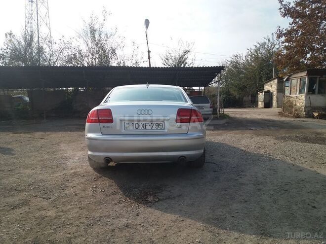 Audi A8 2008, 190,000 km - 0.4 l - Mingəçevir