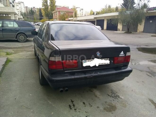 BMW 535 1989, 400,000 km - 3.5 l - Bakı