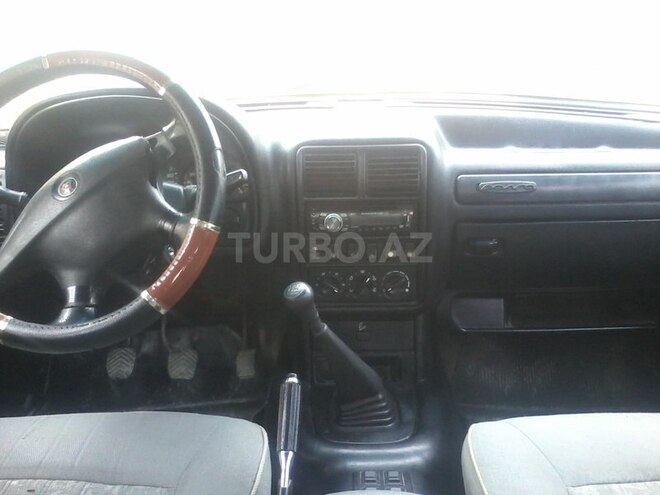 GAZ 31105 2005, 194,000 km - 2.3 l - Sumqayıt