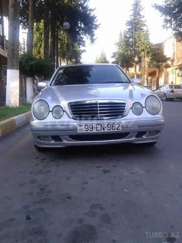 Mercedes E 270 2000, 650,000 km - 2.7 l - Zaqatala