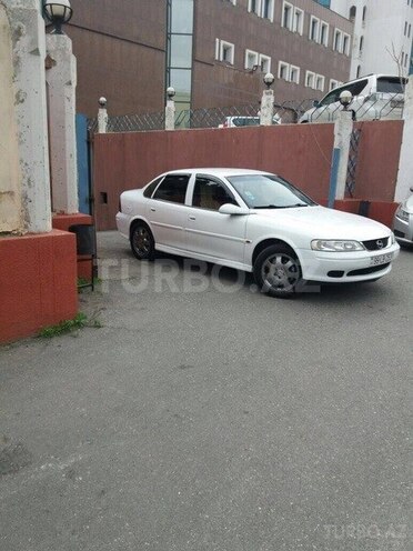 Opel Vectra 2000, 335,136 km - 1.8 l - Bakı