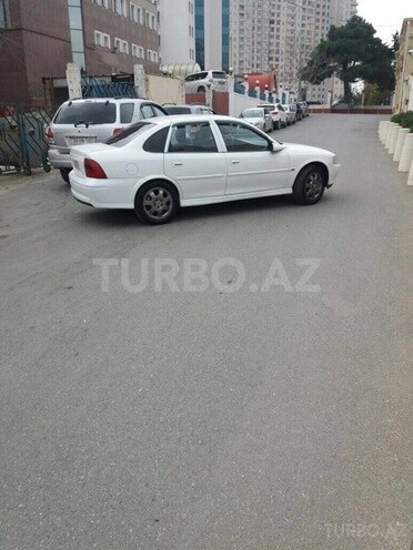 Opel Vectra 2000, 335,136 km - 1.8 l - Bakı