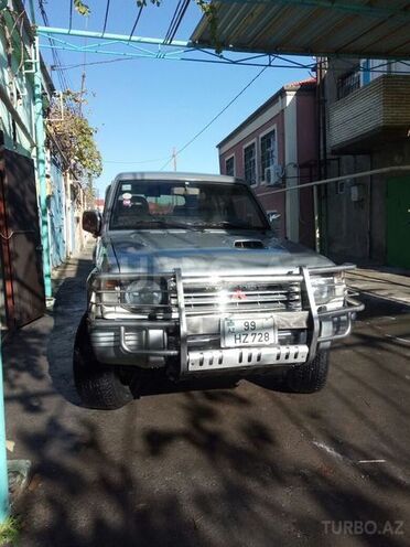Mitsubishi Pajero 1995, 296,000 km - 2.8 l - Bakı