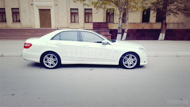 Mercedes E 200 2010, 137,000 km - 2.0 л - Bakı