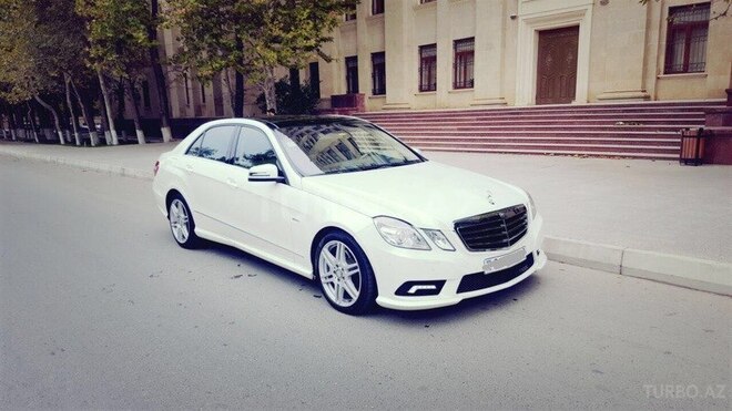 Mercedes E 200 2010, 137,000 km - 2.0 л - Bakı