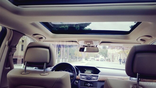 Mercedes E 200 2010, 137,000 km - 2.0 л - Bakı