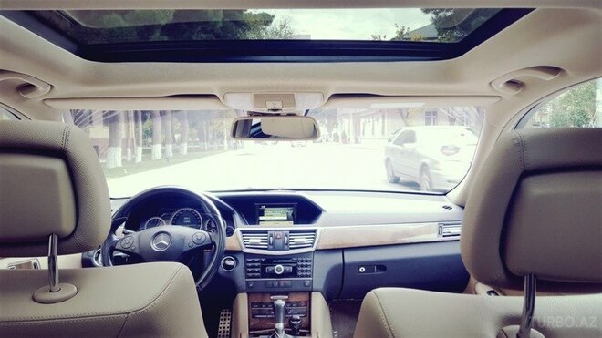 Mercedes E 200 2010, 137,000 km - 2.0 л - Bakı