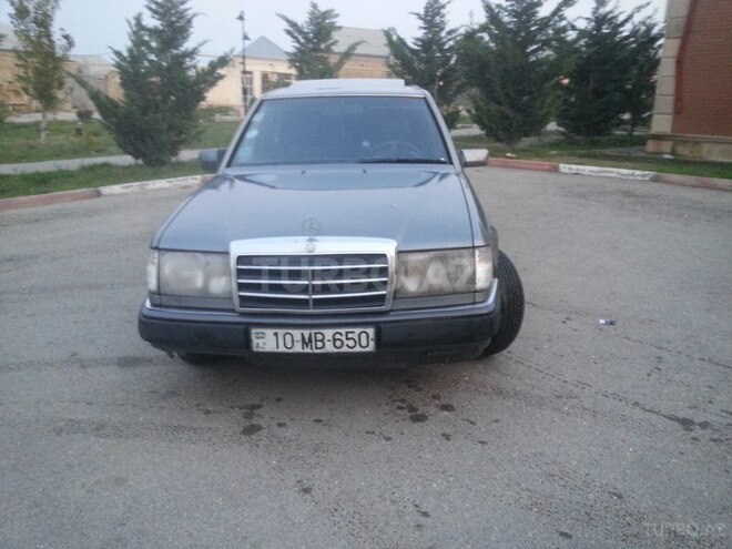 Mercedes E 250 1991, 450,000 km - 2.5 l - Bakı