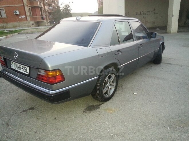 Mercedes E 250 1991, 450,000 km - 2.5 l - Bakı
