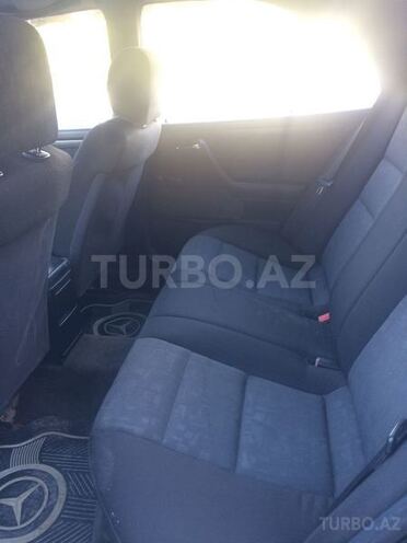 Mercedes E 220 1996, 288,000 km - 0.2 l - Bakı