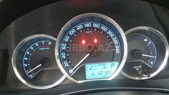 Toyota Corolla 2015, 52,000 km - 1.6 l - Bakı