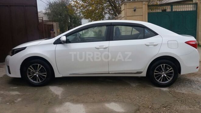 Toyota Corolla 2015, 52,000 km - 1.6 l - Bakı