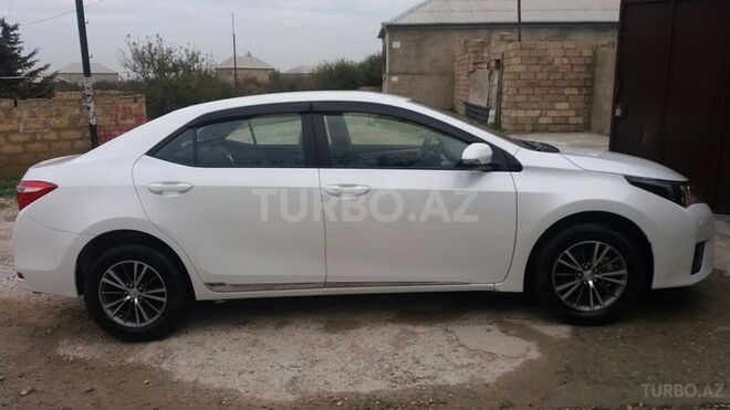 Toyota Corolla 2015, 52,000 km - 1.6 l - Bakı