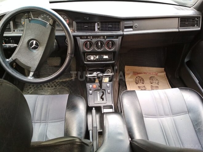 Mercedes 190 1992, 304,270 km - 2.0 л - Xırdalan