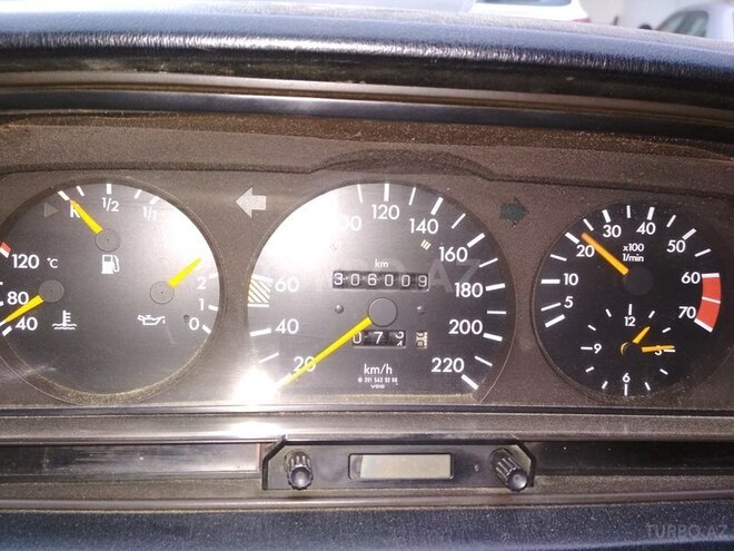 Mercedes 190 1992, 304,270 km - 2.0 л - Xırdalan