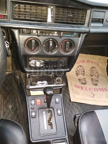 Mercedes 190 1992, 304,270 km - 2.0 л - Xırdalan