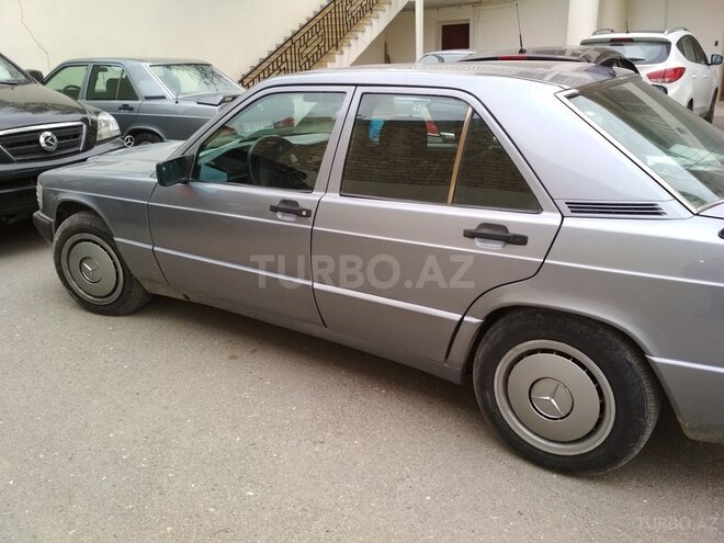 Mercedes 190 1992, 304,270 km - 2.0 л - Xırdalan