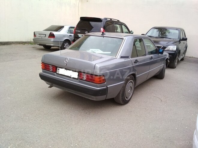 Mercedes 190 1992, 304,270 km - 2.0 л - Xırdalan