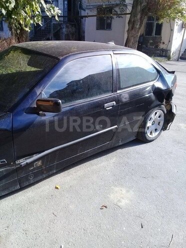 BMW 318 1995, 226,000 km - 1.8 l - Bakı