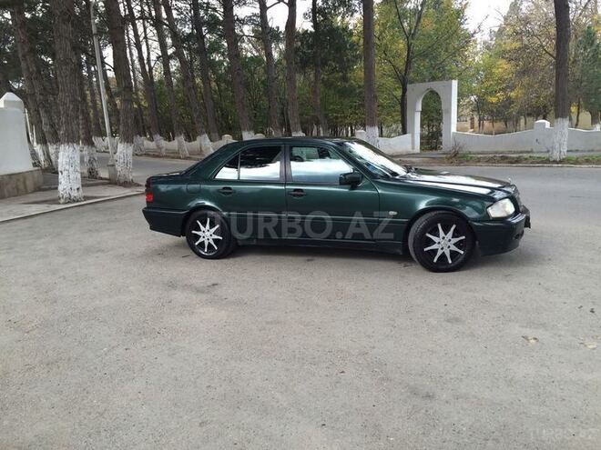 Mercedes C 180 1998, 246,000 km - 1.8 l - Sumqayıt