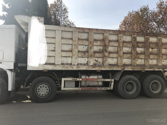 HOWO Sinotruk 2012, 300,000 km - 9.5 л - Gəncə