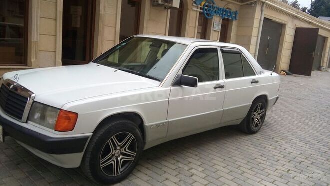 Mercedes 190 1991, 237 km - 2.3 l - Bakı