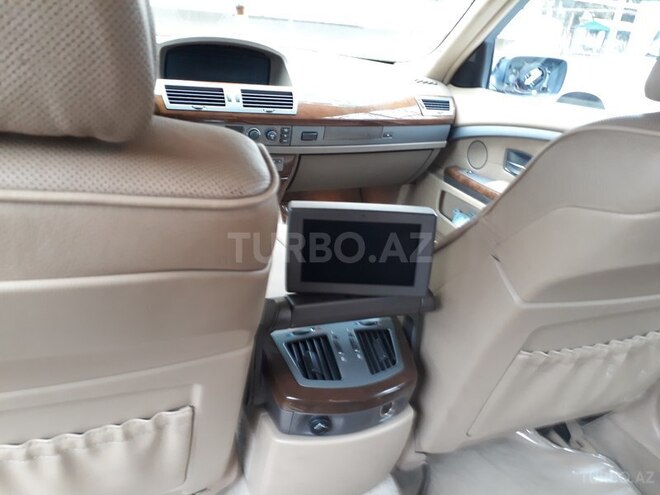 BMW 745 2005, 196,500 km - 4.4 л - Bakı