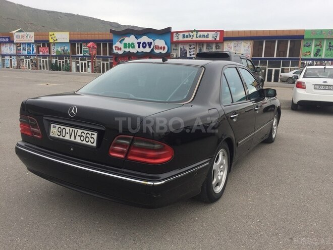 Mercedes E 270 2000, 326,000 km - 2.7 l - Bakı