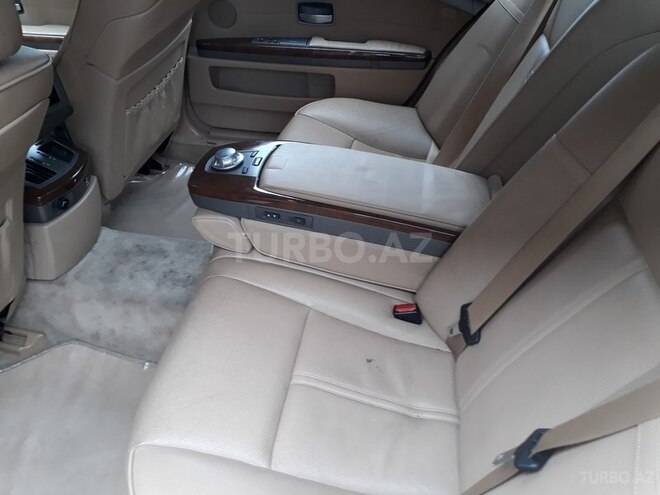 BMW 745 2005, 196,500 km - 4.4 л - Bakı