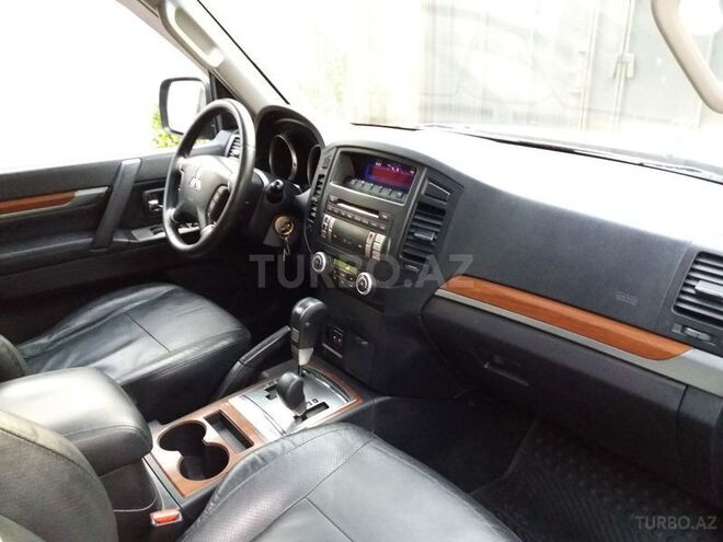 Mitsubishi Pajero 2008, 121,358 km - 3.0 l - Sumqayıt