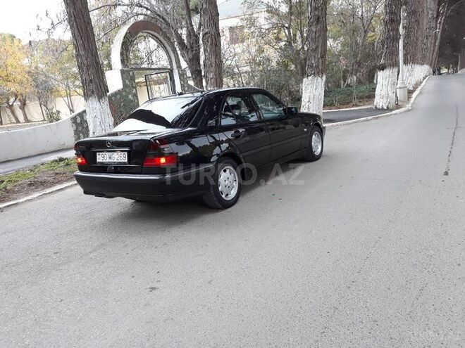 Mercedes C 240 1997, 218,000 km - 2.4 l - Sumqayıt