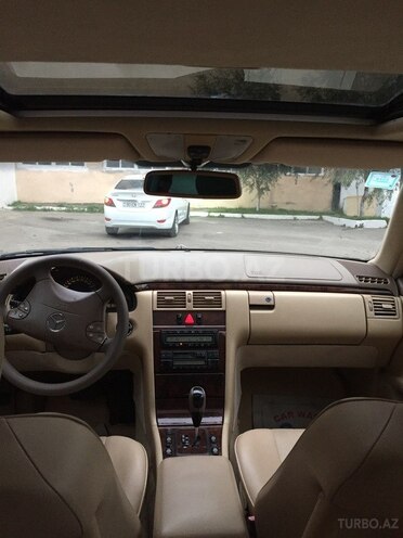 Mercedes E 240 2001, 232,123 km - 2.6 l - Bakı