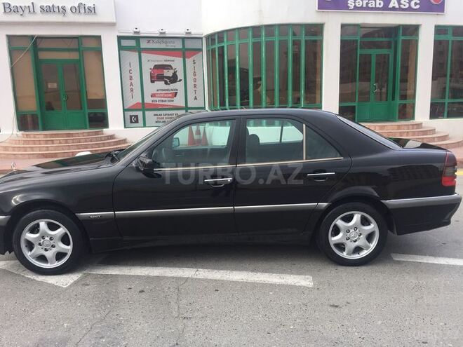 Mercedes C 230 2000, 232,500 km - 2.3 l - Bakı