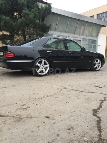 Mercedes E 240 2001, 232,123 km - 2.6 l - Bakı