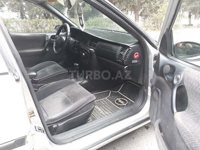Opel Vectra 1999, 320,000 km - 2.0 l - Sumqayıt