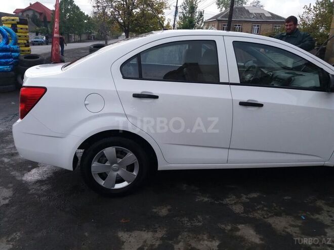 Chevrolet Aveo 2011, 115,000 km - 1.4 l - Zaqatala